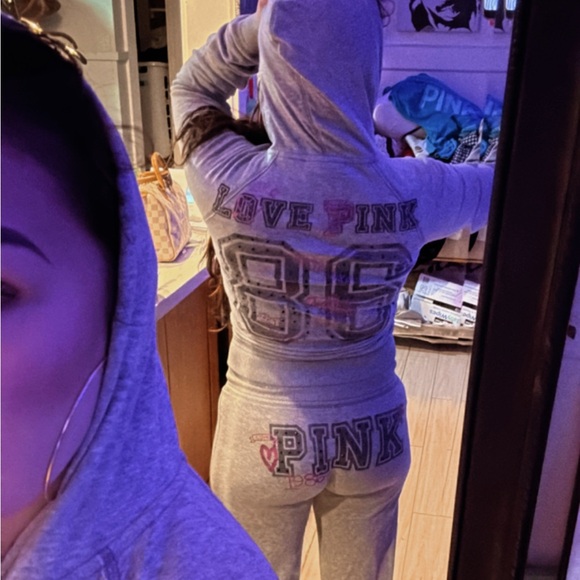 PINK 🩶Victoria's Secret RARE HTF Outfit🩶 - Picture 6 of 12